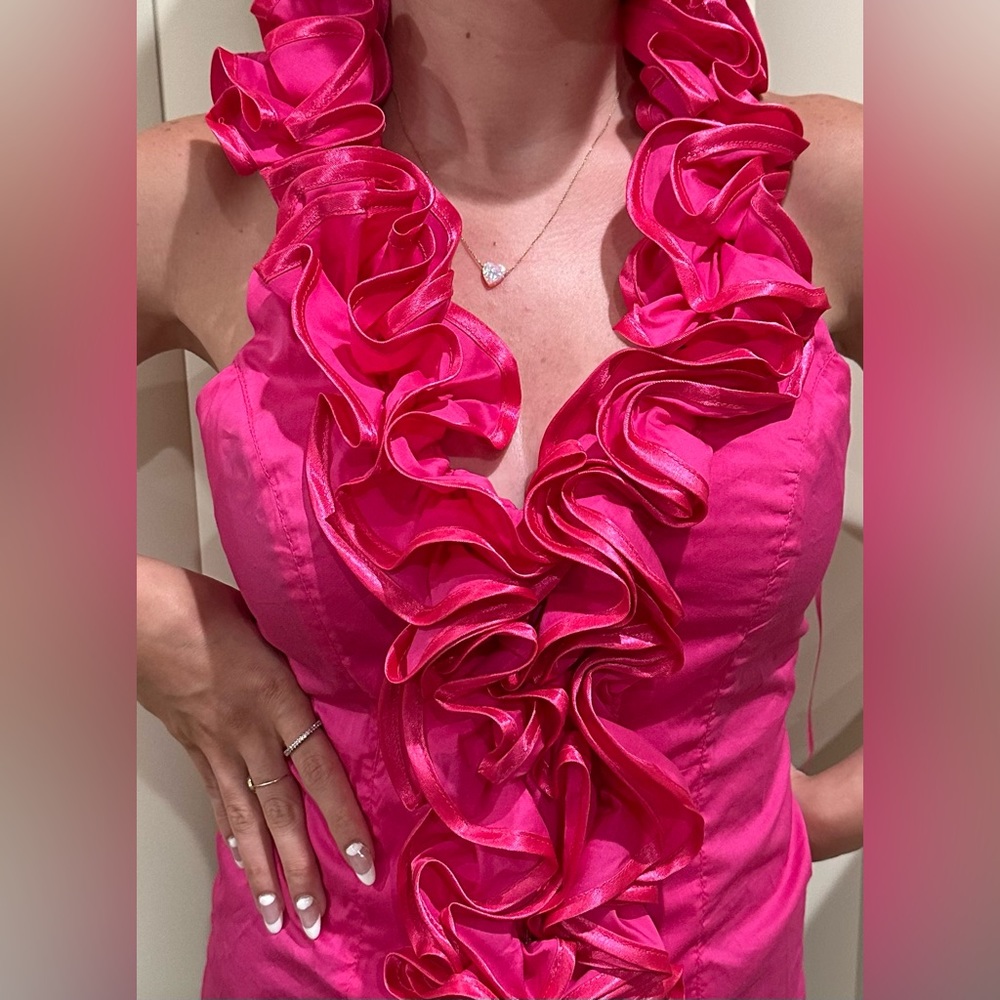 Ruffled knit top European style. NWT